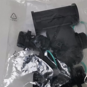 Techno  TeeTube 连接器